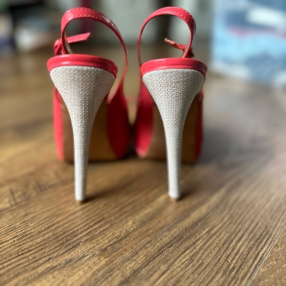 SZ 7 BCBG ANGELO PLATFORMS - Picture 7 of 9